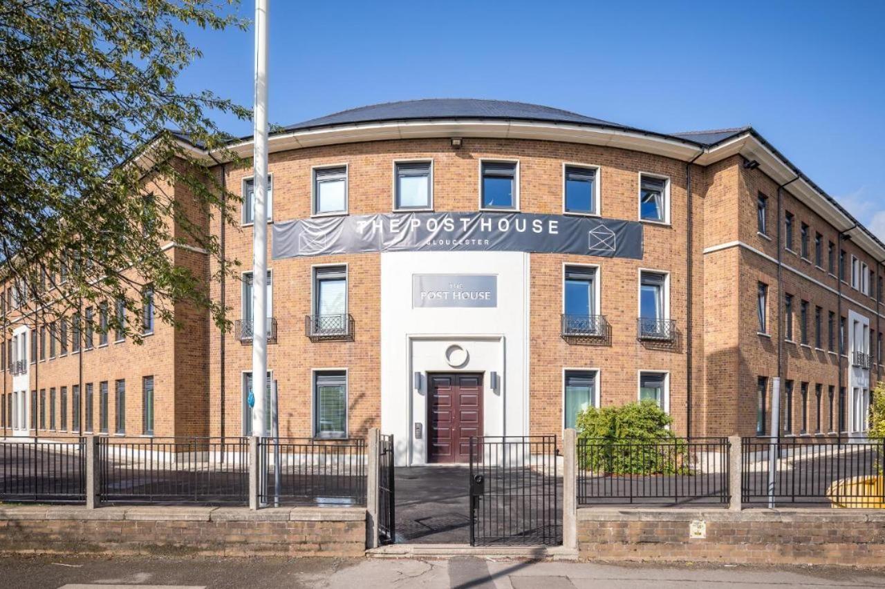 The Post House One By Fortuna Property Gloucester Exterior photo